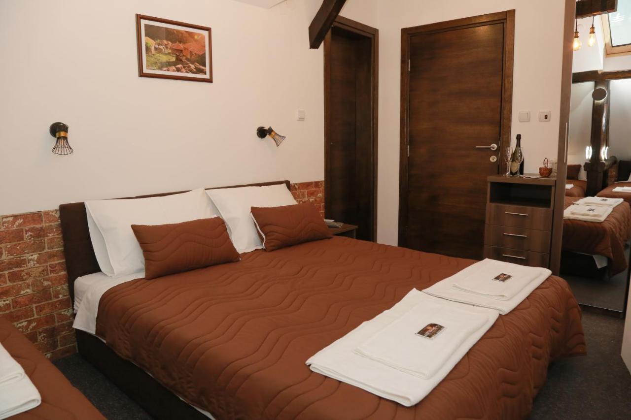 Pirocanac Rooms & Restaurant "Breakfast-Lunch-Dinner" Pirot Exterior foto